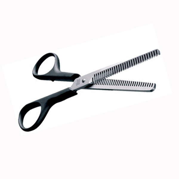 Vino să vezi unde se tund vedetele din România!