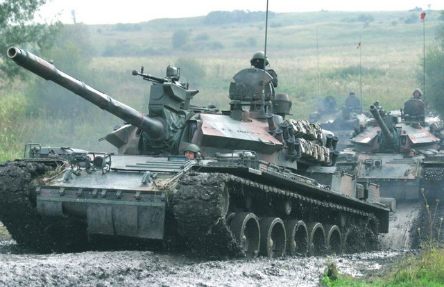 Rusia trimite forţe armate în Georgia