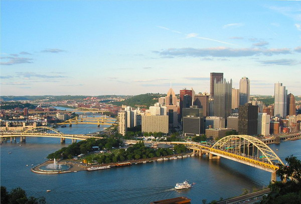 Criza economică distruge visul american al casei din suburbie