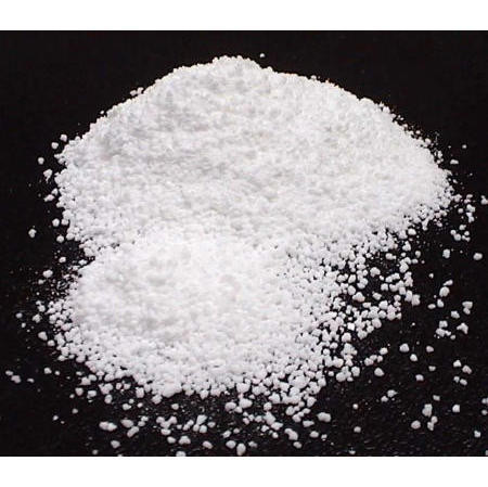 Un roman si doi bulgari, "producatori" de detergent contrafacut