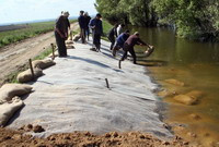 Prutul ameninţă din nou mai multe localităţi şi drumul Galaţi-Botoşani