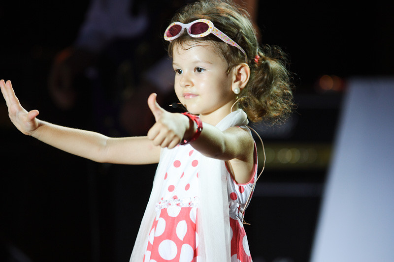 Cleopatra viseaza sa se faca politista