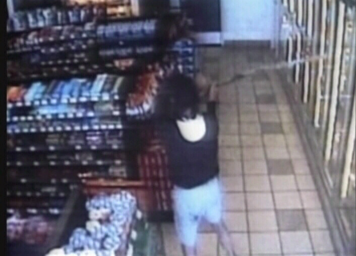 Explicatiile unui hot prins de politie: "Am fost nevoit sa jefuiesc!"