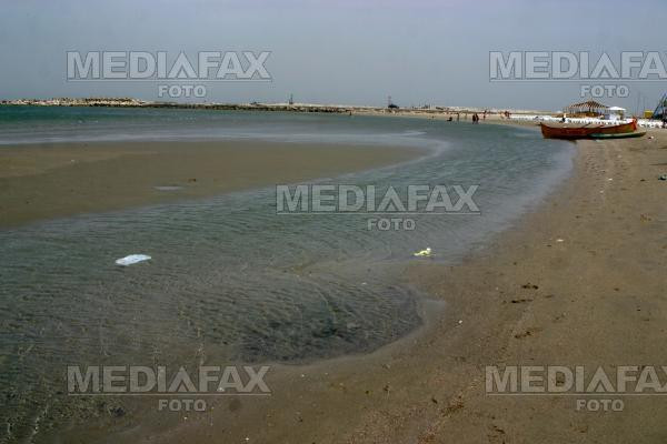 Cadavrul unei bătrâne descoperit pe malul mării, la Constanţa