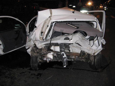 Bebeluş mort, după ce a zburat pe geamul maşinii conduse de tatăl său