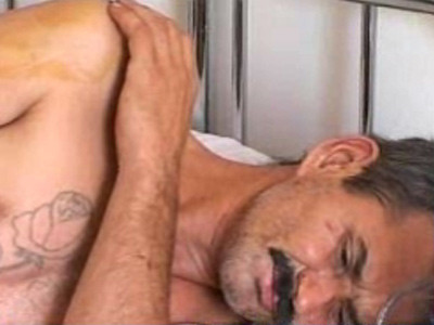 O femeie de 45 de ani şi-a înjunghiat soţul în abdomen