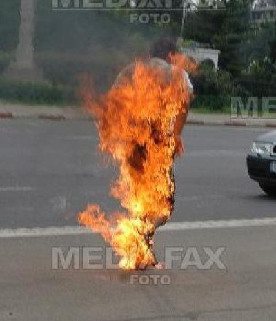 Şi-a dat foc pentru ca iubita să se întoarcă la el! Degeaba!