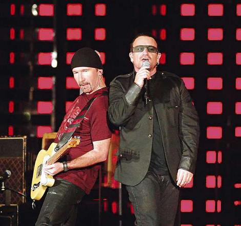 Primul concert U2 la Moscova! Bono s-a intalnit cu presedintele rus