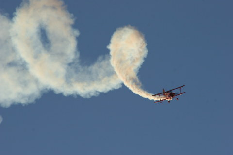 Record la Ghimbav: prezentare de moda la 1300 de metri in aer!