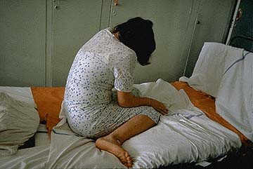 O femeie a fost violata cu bestialitate chiar in propria casa