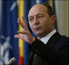 Basescu: Conflictul transnistrean poate izbucni in orice clipa