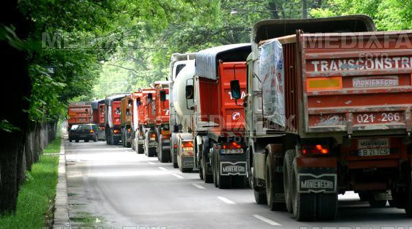 Judecat in libertate dupa ce a furat 330 de camioane cu fier vechi. "Era fier din gospodaria mea"