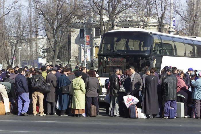 Escala neprevazuta la Lugoj pentru 50 de romani plecati la munca in Italia
