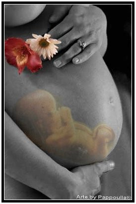 A devenit mama inainte sa aiba buletin! Este cazul tot mai multor fete din Targu Mures