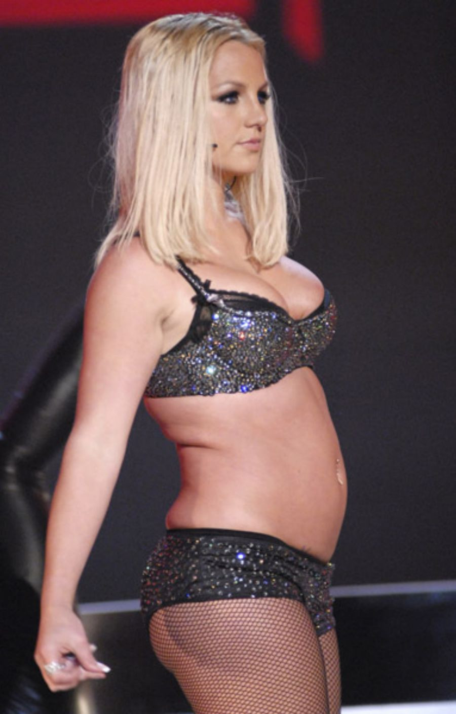 Britney Spears s-a invatat minte: nu canta la VMA 2008