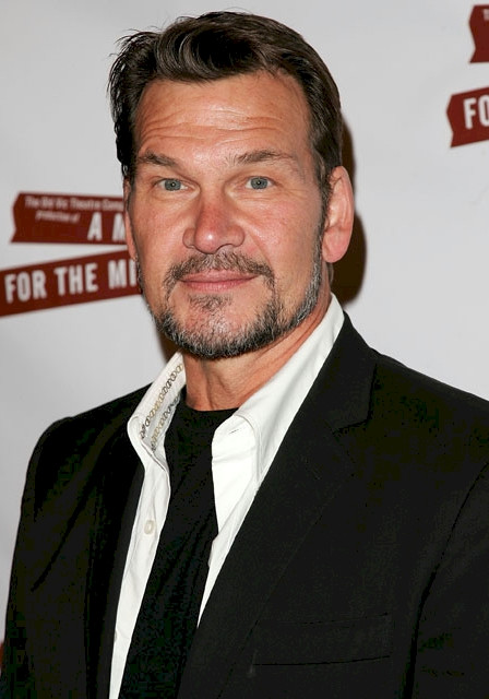 Patrick Swayze munceste 12 ore pe zi!