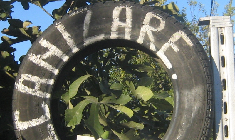 A incercat sa umfle un cauciuc, dar a ajuns la spital cu rani la cap