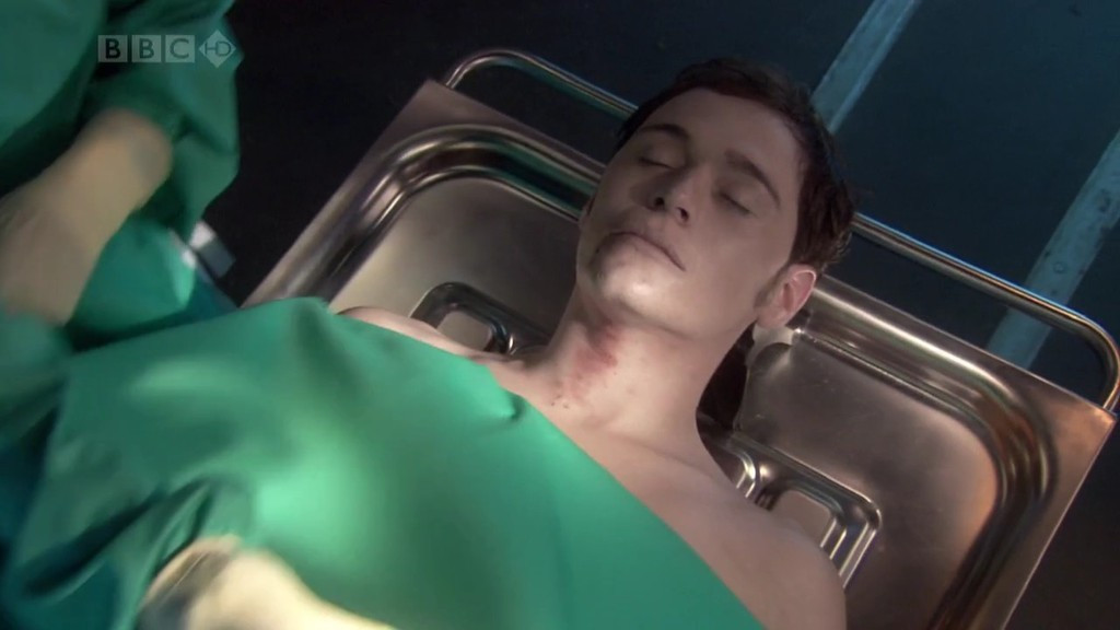 S-a sinucis de ziua lui! Toata familia ii plecase la munca in Italia