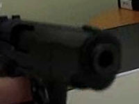 Posesorii de arme sunt asteptati la politie!