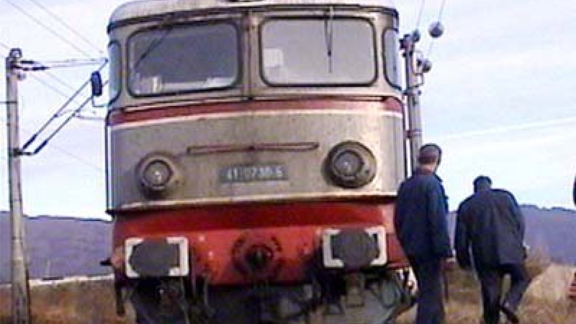 Locomotiva deraiata in apropierea garii din Orsova