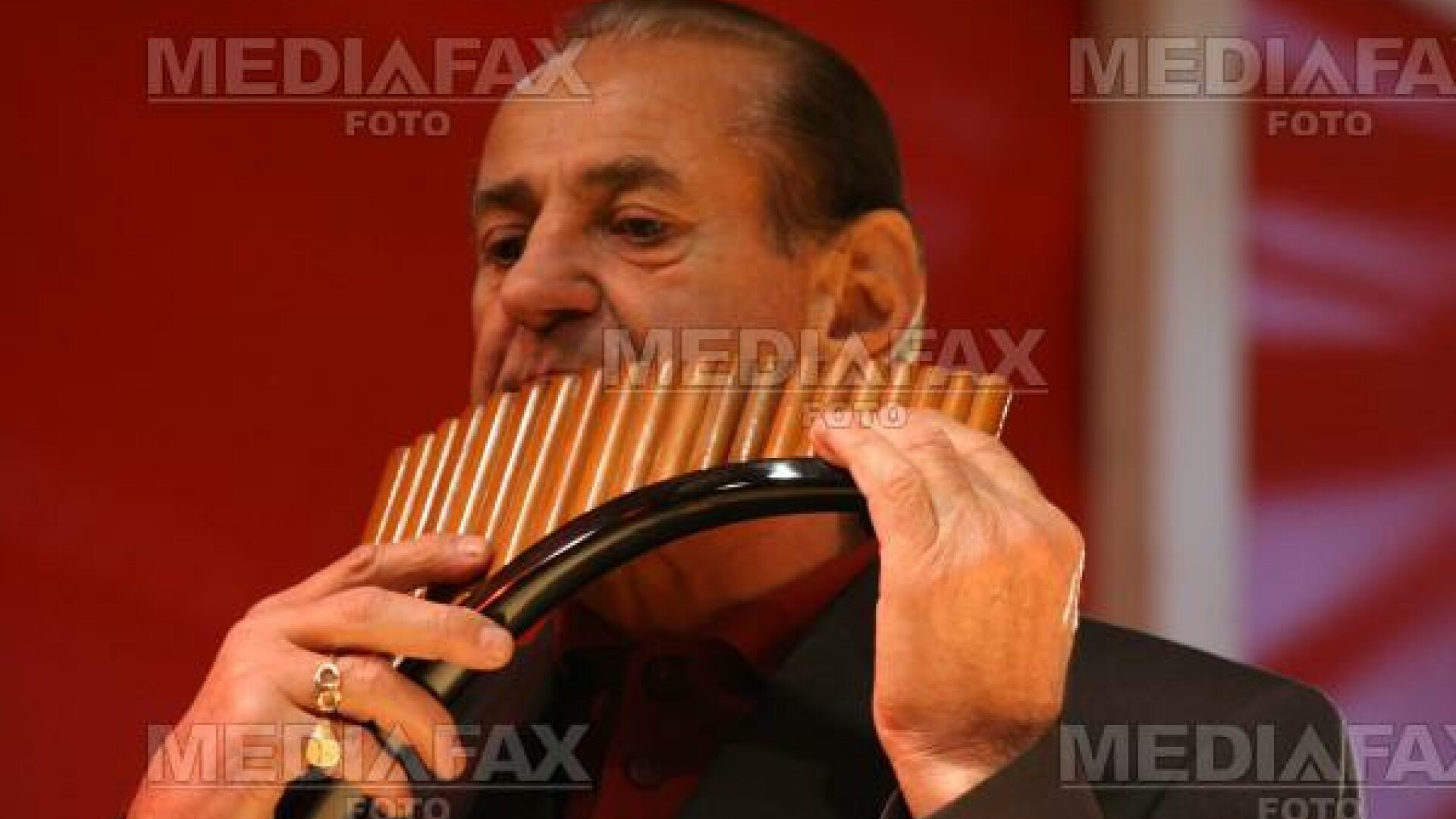 Gheorghe Zamfir a fost externat. Ancheta continua