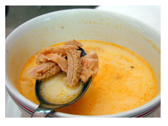 Au mancat ciorba de burta si au ajuns la spital cu toxiinfectie alimentara