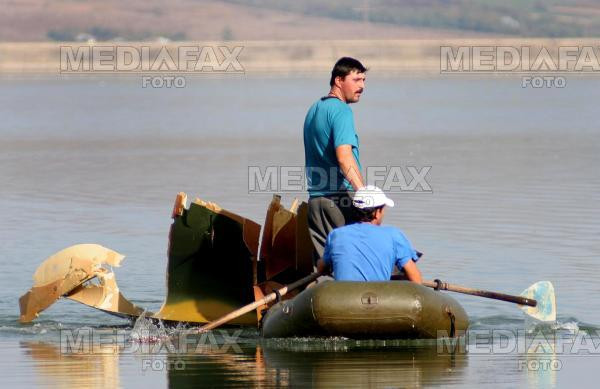 O adolescenta din Neamt, gasita moarta pe fundul unui lac de acumulare