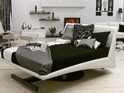 Atentie, se poarta mobila inteligenta!