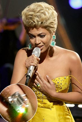 Afla cat valoreaza inelul de nunta al lui Beyonce