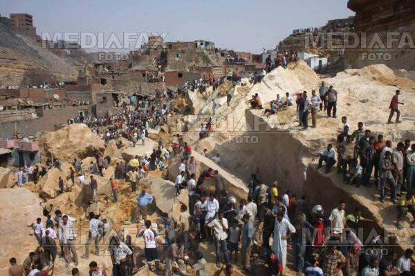Aproape 50 de morti la Cairo, dupa prabusirea unor blocuri de piatra
