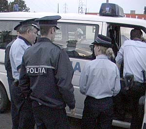 Trupul unui bebelus, gasit mort in lacul Fundeni din Capitala