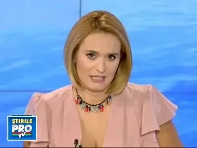 Victor Newman alaturi de Andreea Esca, in studioul stirilor Pro TV!