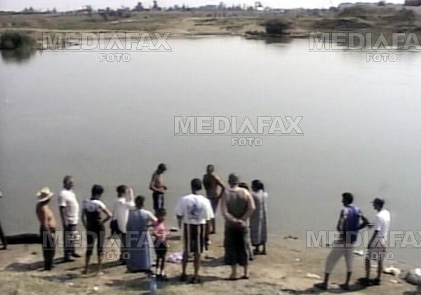 Parintii bebelusului gasit inecat in Arges au fost retinuti de politie