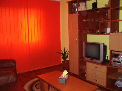 Criza naste genii in marketing. Ultima gaselnita: locuinte vandute la KILOGRAM. Cat costa 2 camere