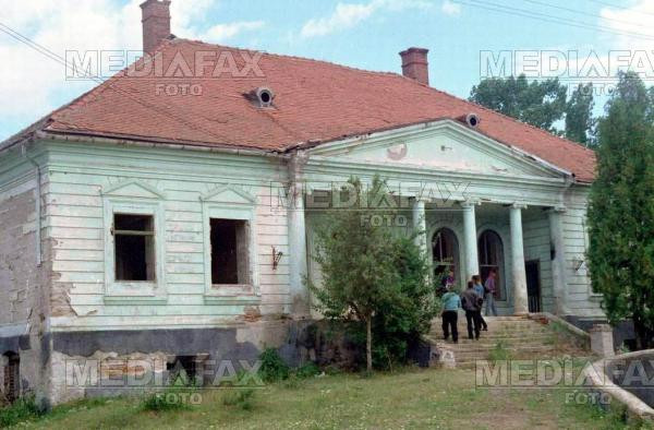 4 ani de procese, pentru o fasie de pamant de 10 centimetri!