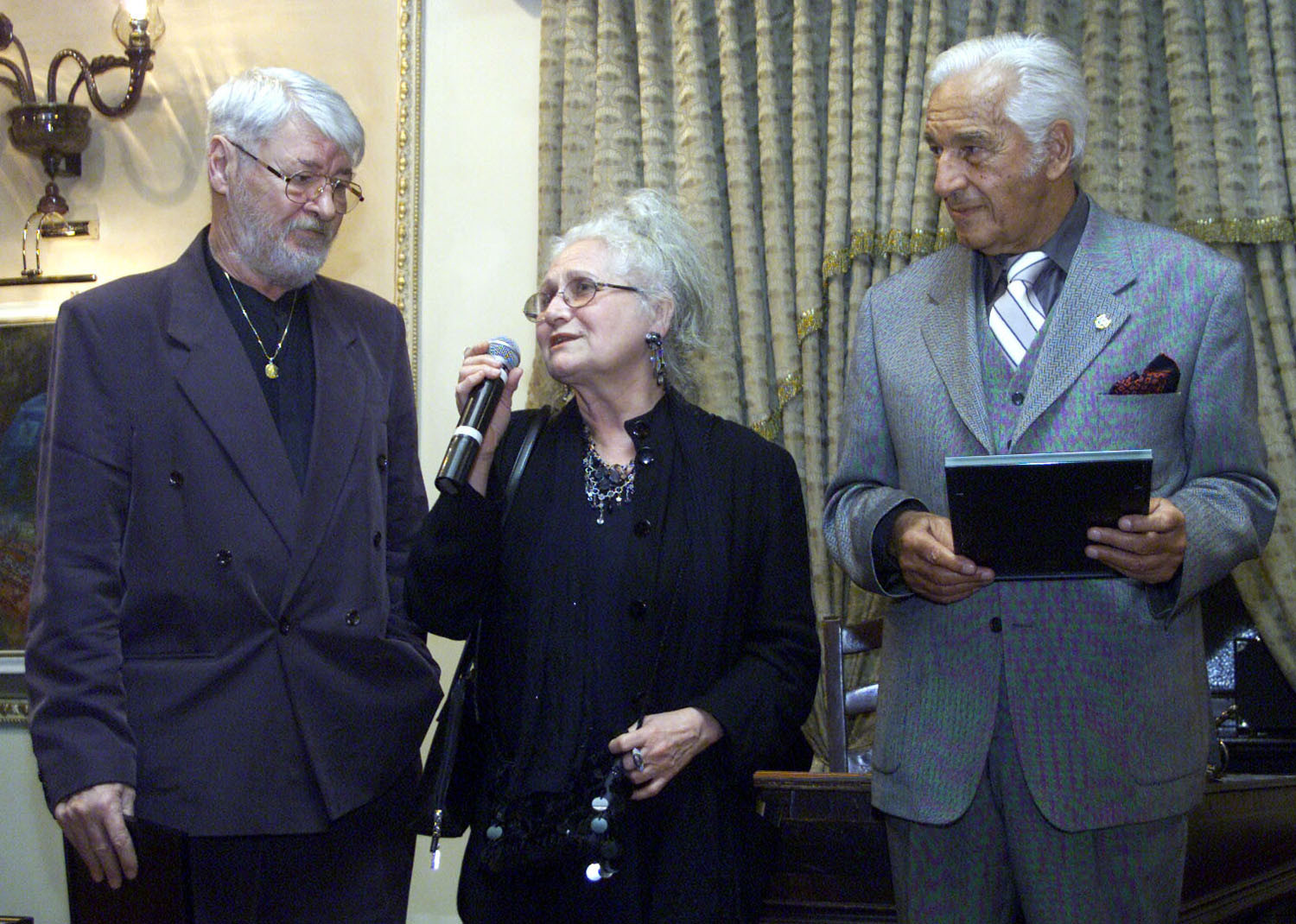 "Au inceput sa moara dinozaurii" - Reactii la decesul lui Stefan Iordache