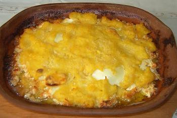 Flacari si fum la poalele castelului Bran!