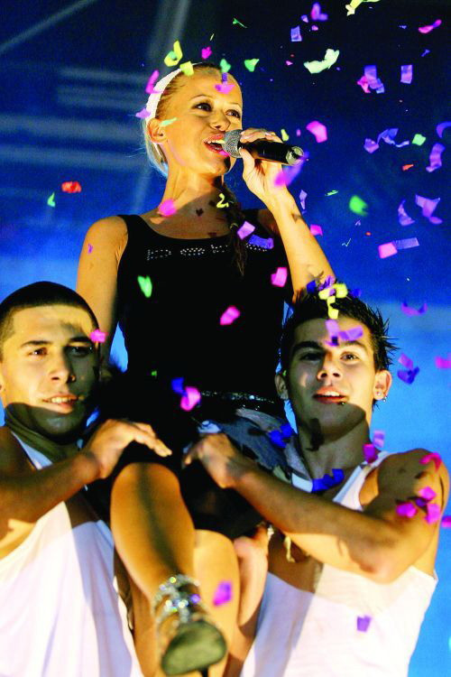 Anda Adam, calul si accidentul