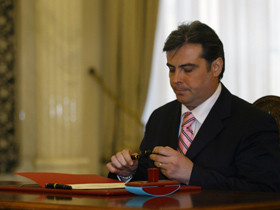 Razboi intre senatorul Adrian Cioroianu si fosta sa sotie