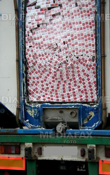 O noua captura de tigari de contrabanda, la frontiera cu Ungaria