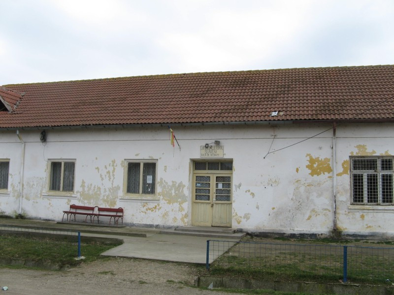 Clopotelul a sunat astazi si pentru mii de scolari din judetul Mures!