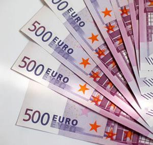 AIG salvata de la faliment de Banca Centrala Americana