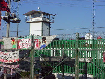 Revolta intr-o inchisoare suprapopulata din Mexic