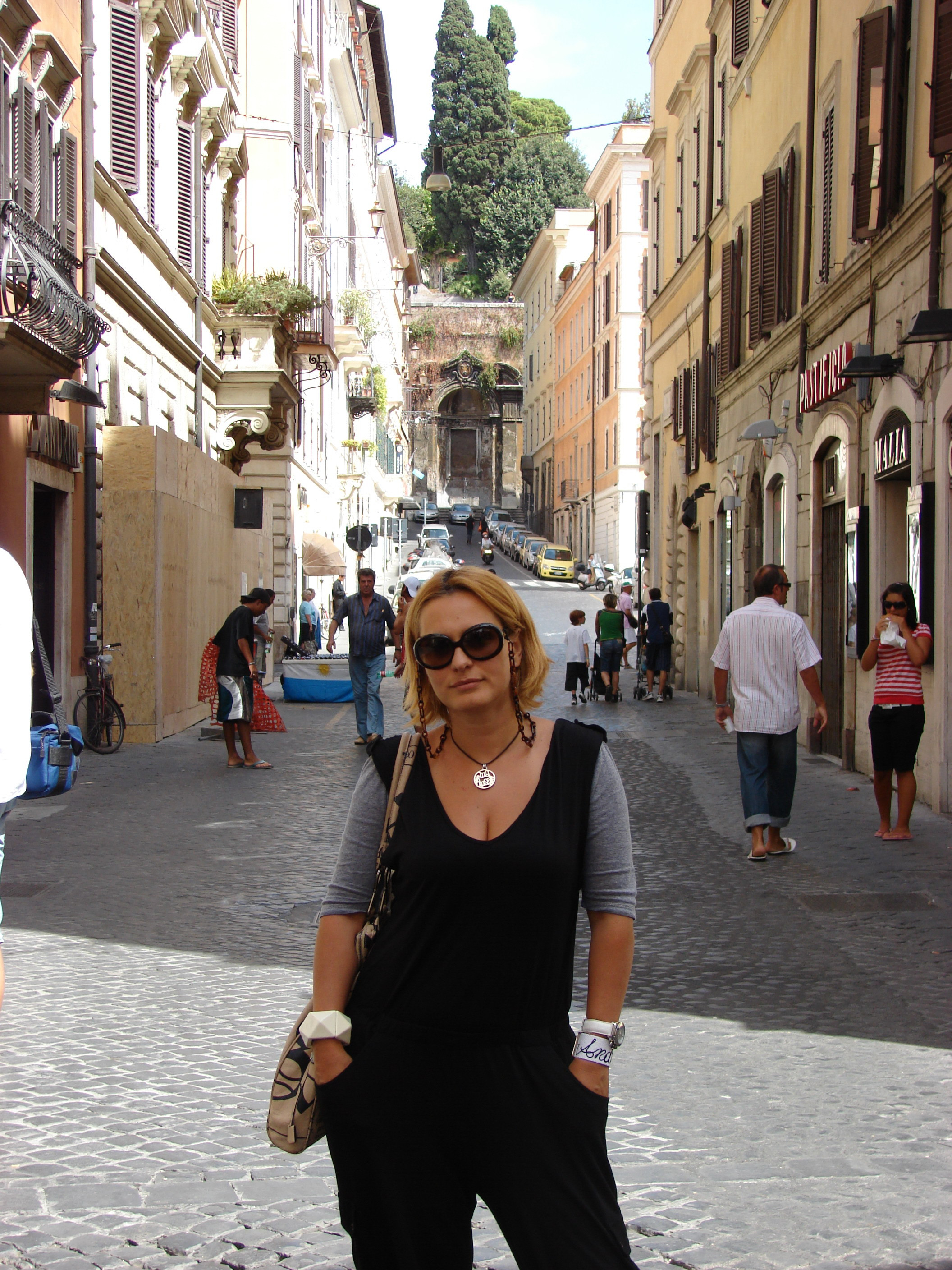 Andreea Esca a povestit la videochat ca peste 10 ani se vede tot la Pro TV