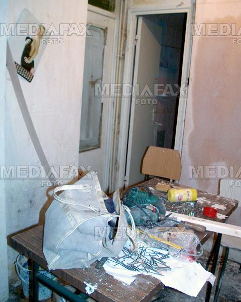 Au renovat caminul, dar doar pe jumatate!