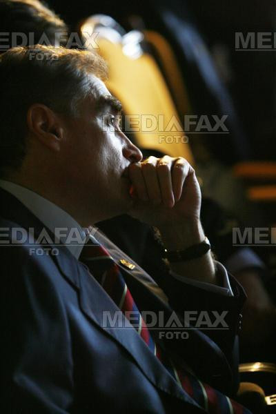 Petre Roman este consilierul premierului Tariceanu!