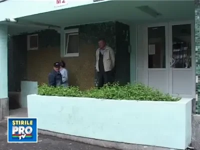 Protest in fata blocului!