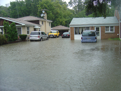 Texas: uraganul Ike provoaca haos in trafic