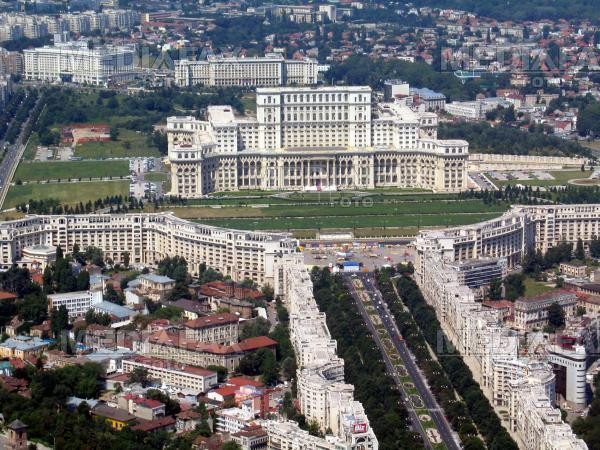 Afla aici ce inseamna votul uninominal!