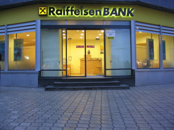 Clientii Raiffeisen Bank, tinta atacurilor de tip phishing